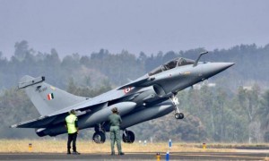 孟加拉国贷款10年，买20架歼10C，印度急了，中国亏了？