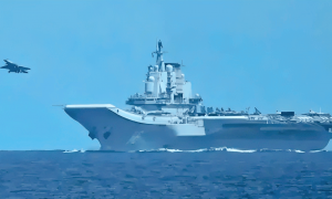 西太上空突发危局！四架外机实弹扑向辽宁舰，歼-15挂弹强势驱离